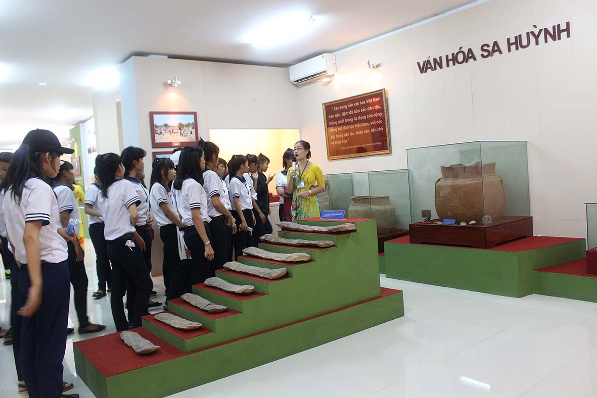 Gian trưng bày văn hoá Sa Huỳnh tại Bảo tàng Bình Thuận
